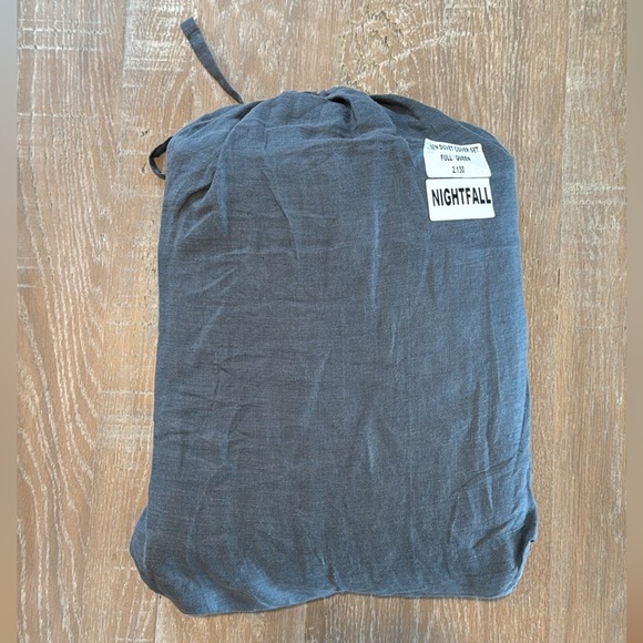 NWOT Quince Full/Queen European Linen Duvet & 2 Standard Shams - NIGHTFALL. - Picture 7 of 8